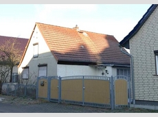 32 K 32-25: Einfamilienhaus mit 2 massiven Schuppen in Möckern OT Theeßen
