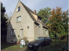 32 K 7-22: Zwei Wohnhäuser und unbebautes Grundstück in Biederitz OT Gerwisch
