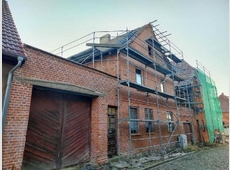 Bergstraße 1