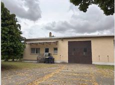 Büro-/Werkstatt- und Lagergebäude