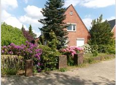 Friedhofsweg 44